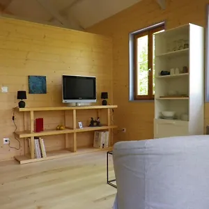  Hébergement de vacances Maison Sur Pilotis France